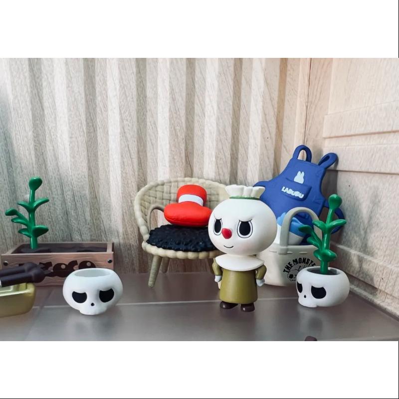 Labubu The Monsters Home of the Elves Series Outstanding Gardener