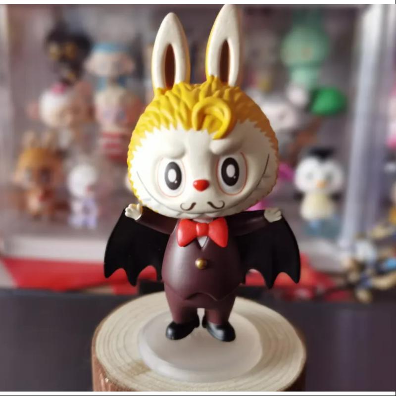 Labubu The Monsters Carnival Series Vampire Lord