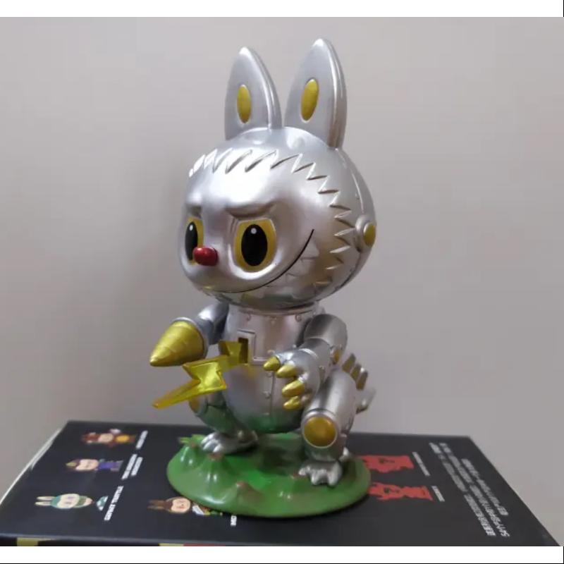 Labubu The Monsters Kaiju Series ROBOT GOJIMOMO