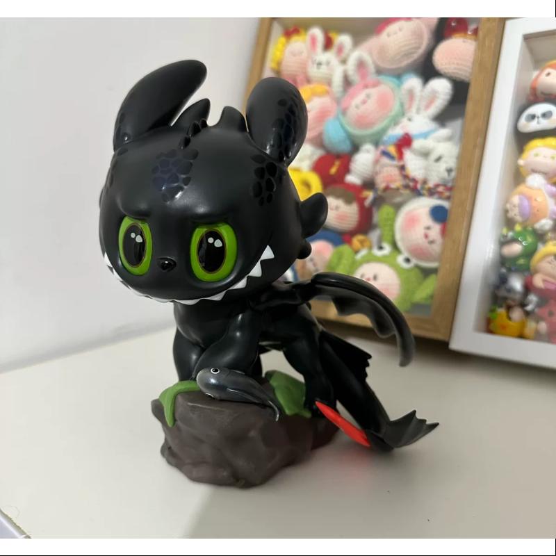 Labubu The Monsters How to Train Your Dragon Black Figurine LIMITED